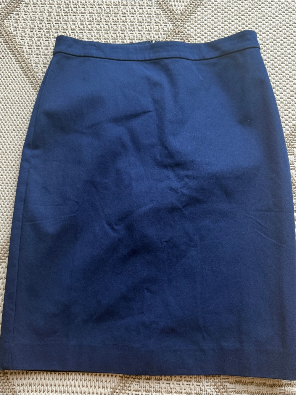 NWT J Crew Classic Navy Blue Work Career Pencil Skirt Size 6 classic minimalist